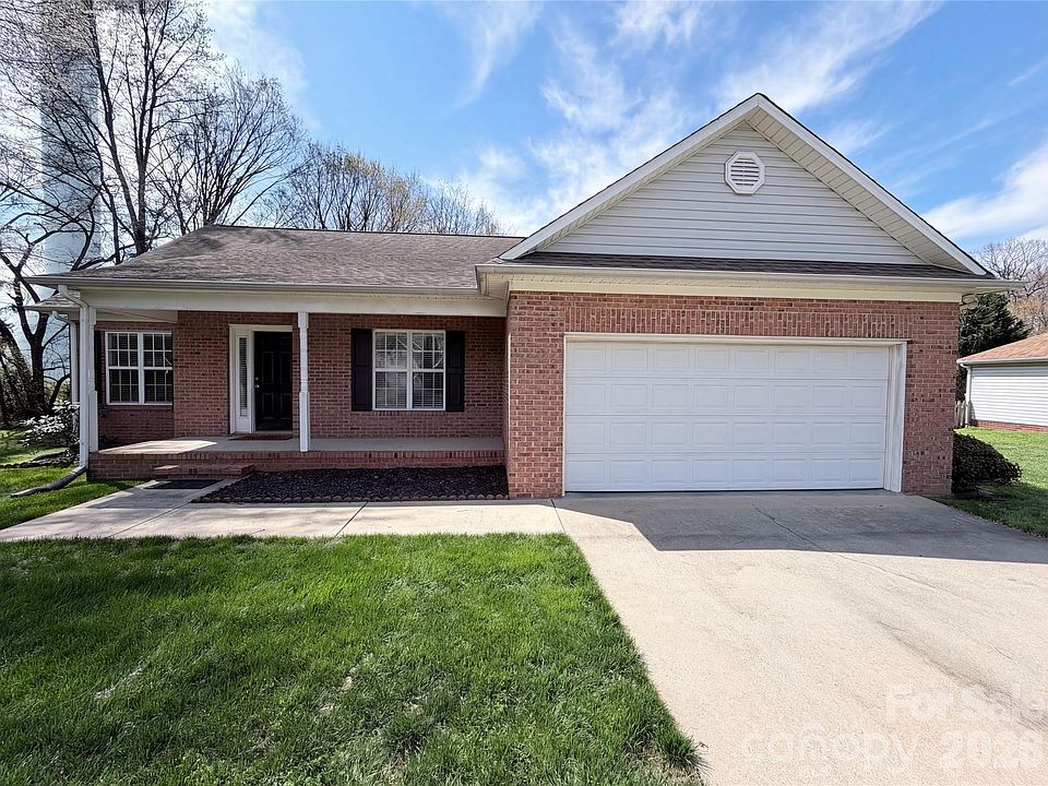 1st image of 600 Emerson Dr