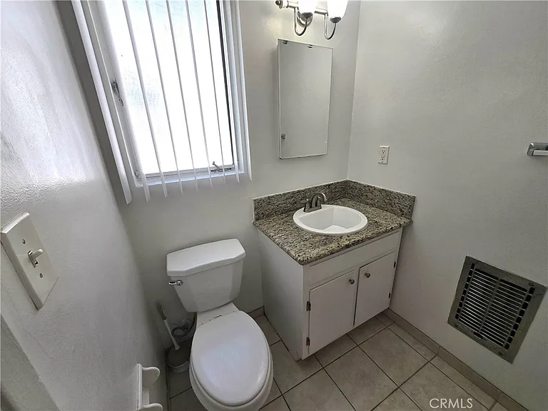 439 S Le Doux Rd #1 — Photo 15