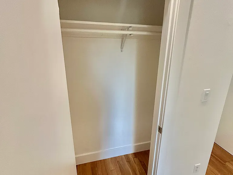 1379 Revere Ave #B — Photo 11