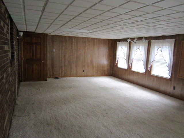 2nd image of 220 Norma Ln