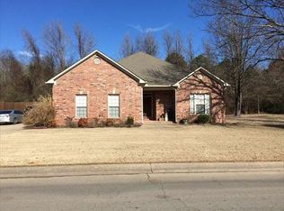 20 Country Ln, Morrilton, AR 72110