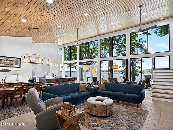 5th image of 3759 Oak Ridge Ln