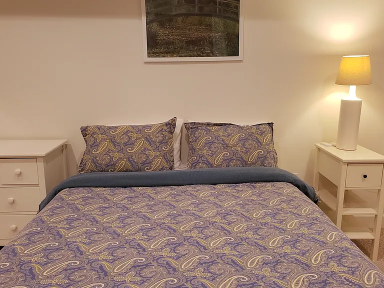 Queen Bed