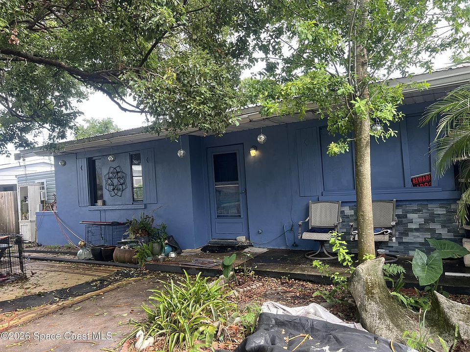 2nd image of 1003 Woodlawn Rd