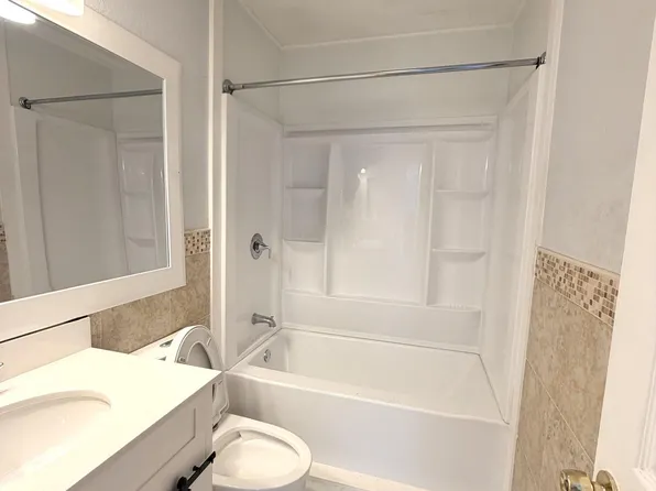 558 31st St S, Saint Petersburg, FL 33712