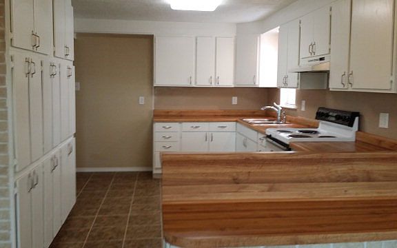 4th image of 7023 W 16th St