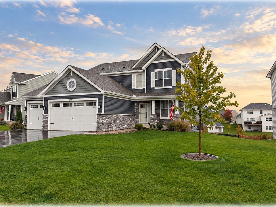 1st image of 19302 Meadow View Ln