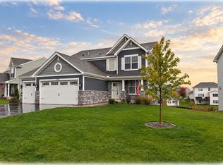 19302 Meadow View Ln, Maple Grove, MN 55311