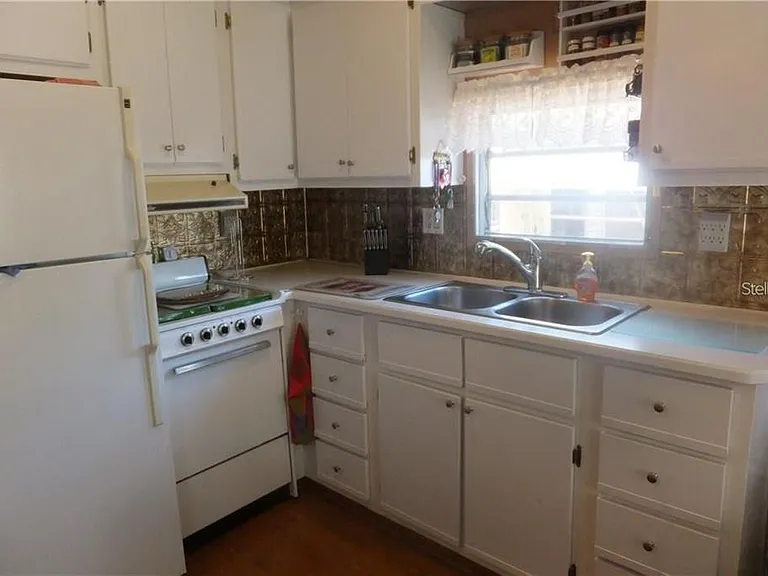 351 Citrus Ridge Dr — Photo 6