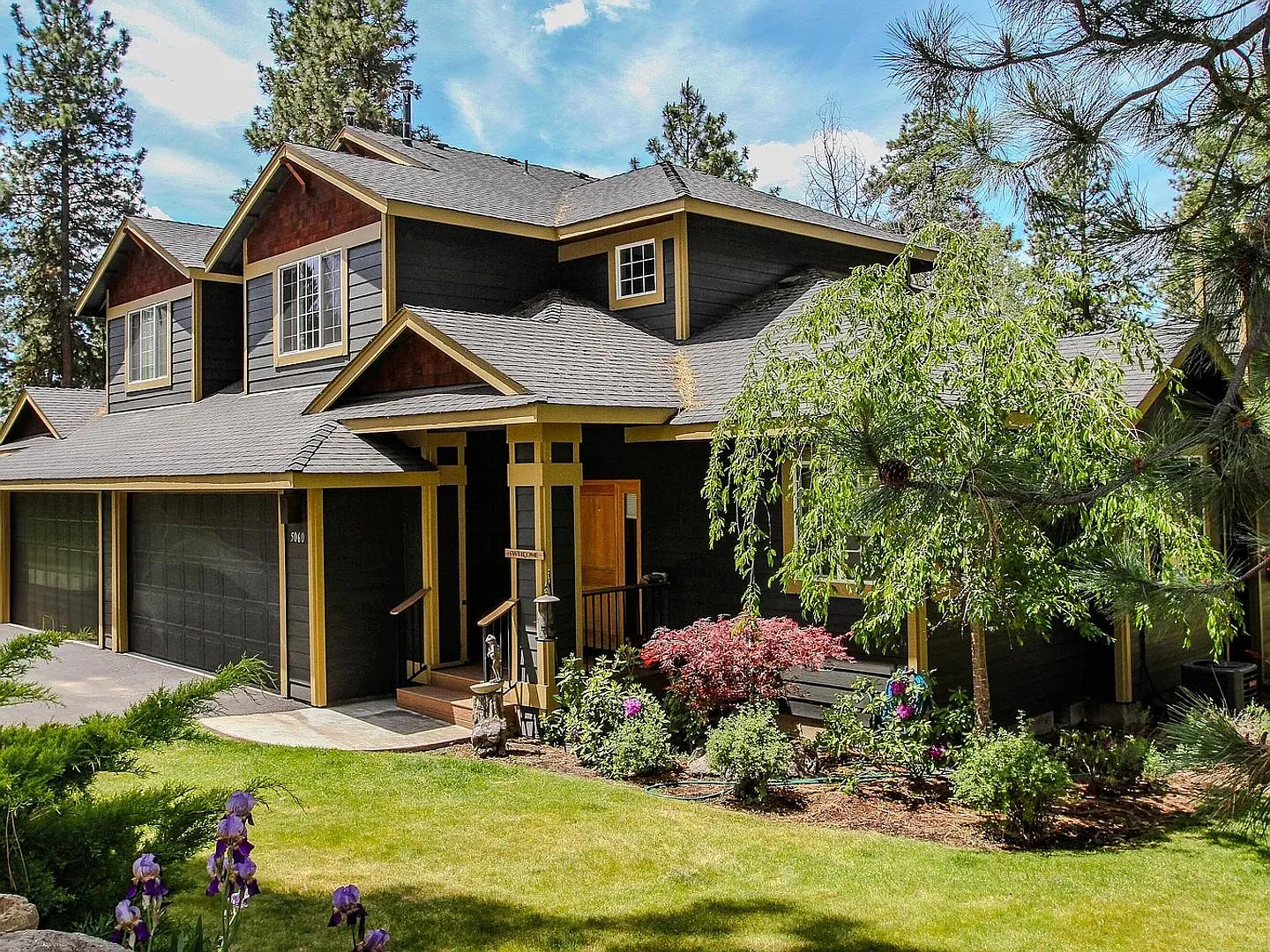 Luxury at Running Y Resort - 3 Bed, 3.5 Bath — Photo 1