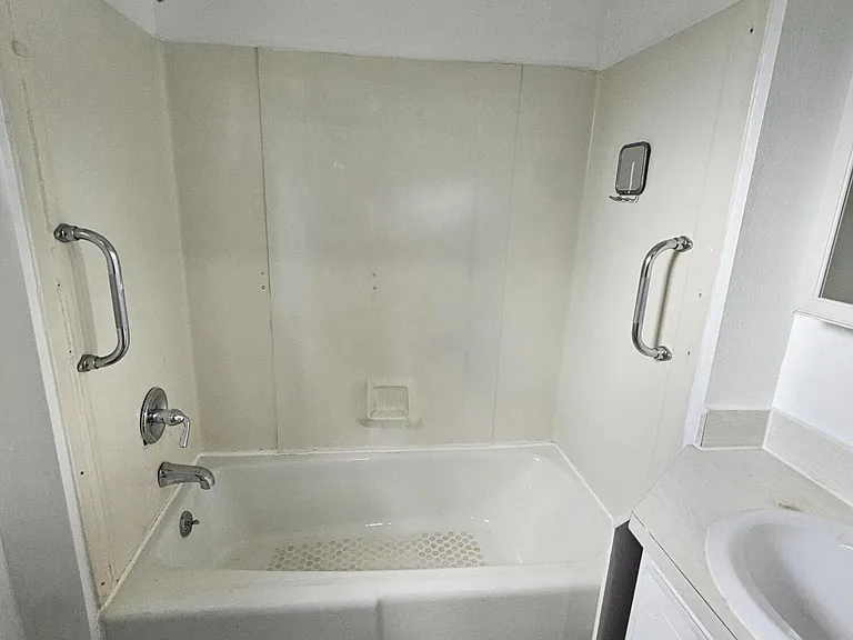 106 N Main St #1 — Photo 11
