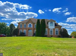 11018 Shalom Ln, Hagerstown, MD 21742