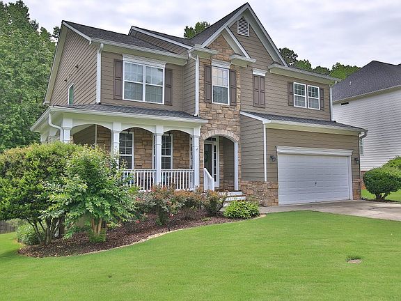 3rd image of 411 Edgebrooke Ln