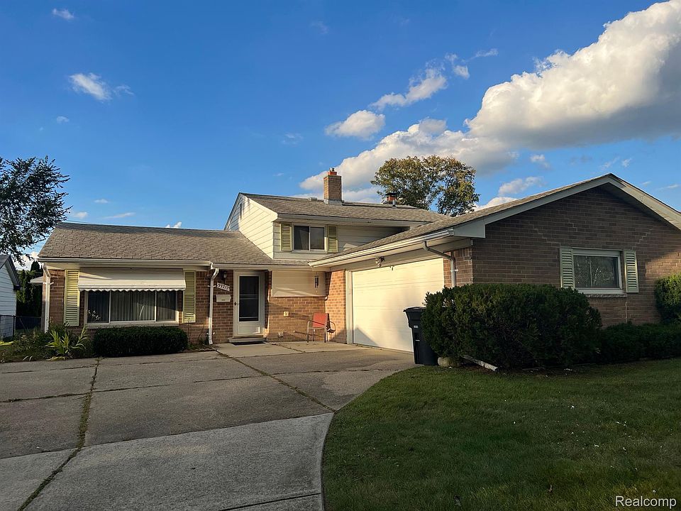 1st image of 33712 Lacrosse St