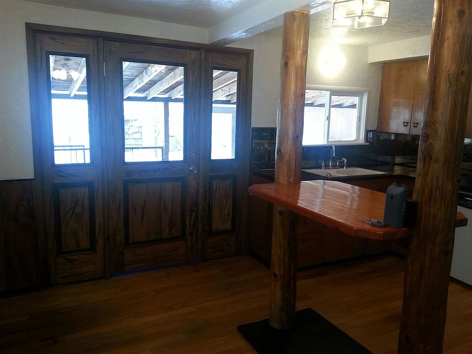 2nd image of 7504 N Pleasant Prairie Rd