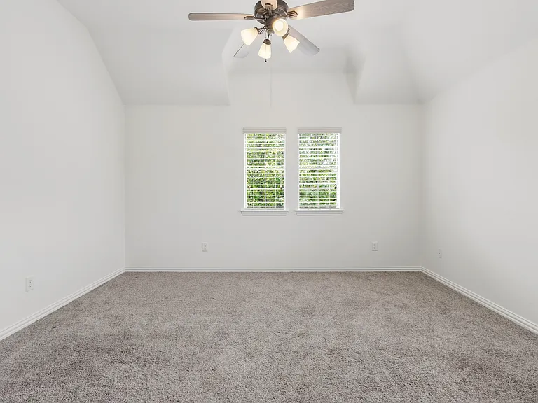 2127 Estes Park Dr — Photo 22