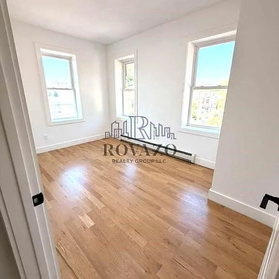 90 Ingraham Pl #2L-3L-1L — Photo 3