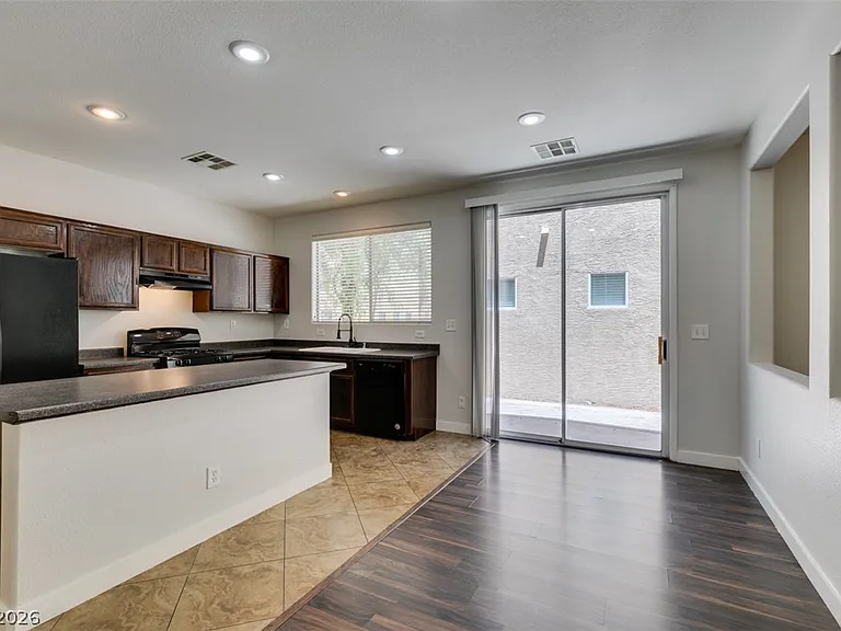 6779 Windingwood St — Photo 13
