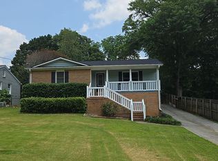820 Woodland Dr, Griffin, GA 30224