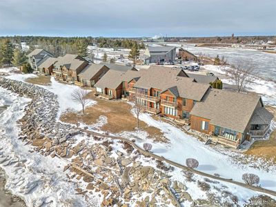 396 Harbor View Dr APT 4, Manistique, MI, 49854