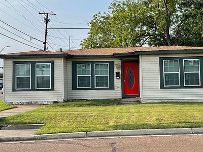 2102 E Sabine St, Victoria, TX, 77901