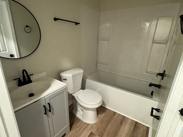 1107 N Oak St #1107 — Photo 36