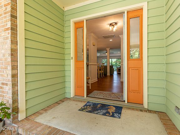 4th image of 521 Egret Lake Drive
