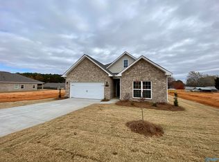 9206 Current Way SE, Owens Cross Roads, AL 35763
