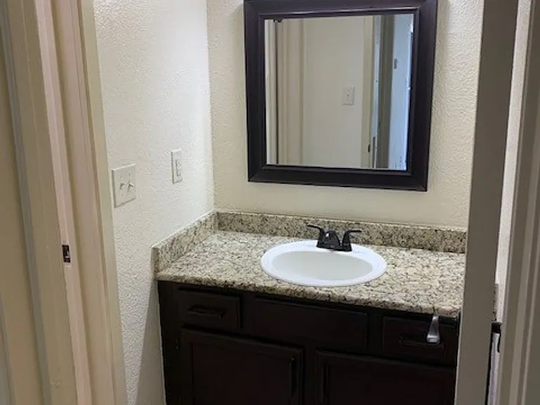 Madeira Apartments at Live Oak — Photo 79