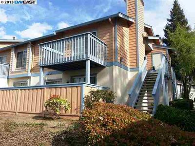 (Undisclosed Address), Hercules, CA, 94547