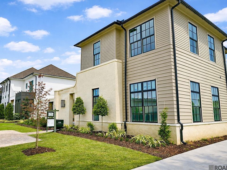 1st image of 643 Adelia Ln