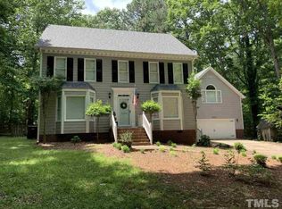 5224 W Oaks Dr, Fuquay Varina, NC 27526