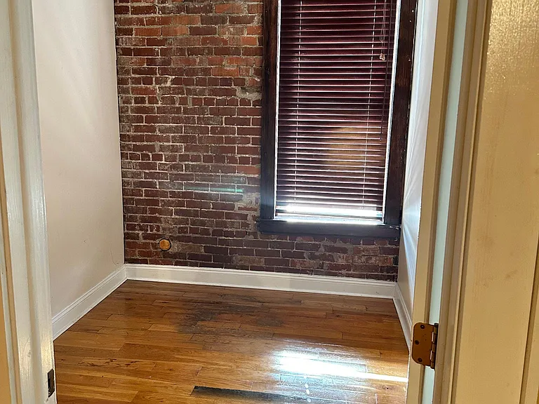 22 Walnut St #3A — Photo 13
