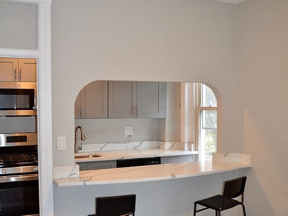3rd image of 5335 Wayne Ave APT 3