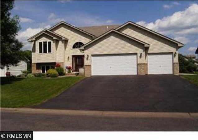 1st image of 742 Village Green Ln