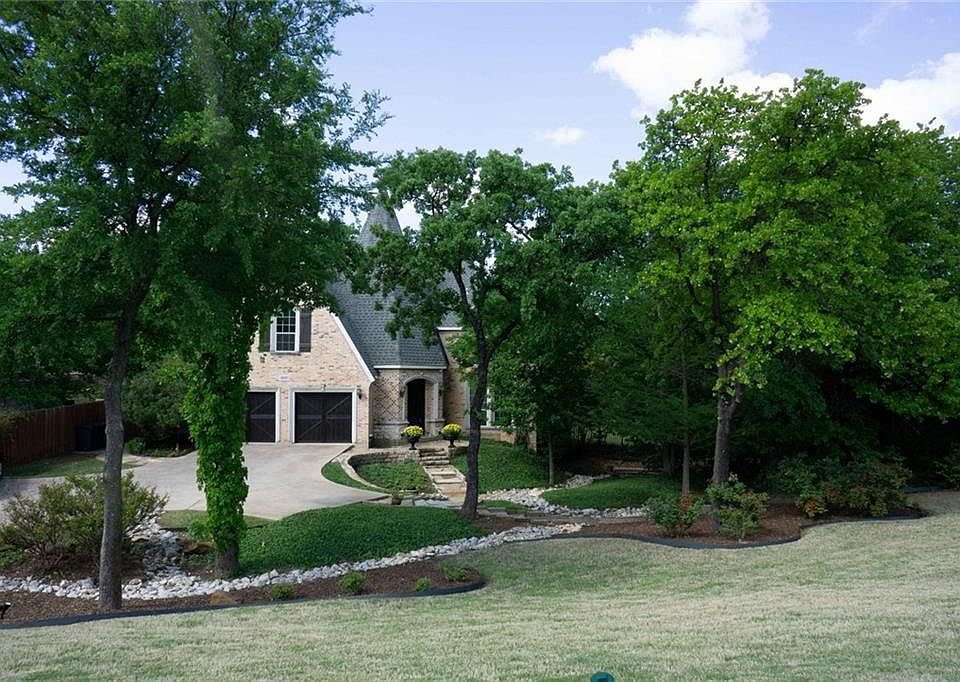1st image of 3427 Buckingham Ln