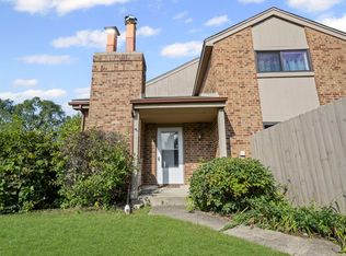 150 Potawatomi Trl UNIT B, Lake Zurich, IL 60047