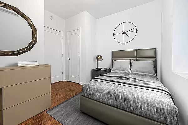 Rented by REAL New York | media 17