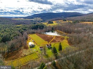 48 Yarnes Rd, Forest City, PA 18421