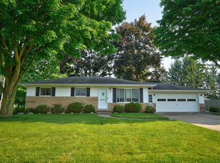 9206 Potter Rd, Flushing, MI 48433