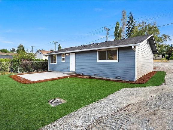 We have added a fence to enclose the back yard since this photo was originally taken. There is also a new house to the back of this property.