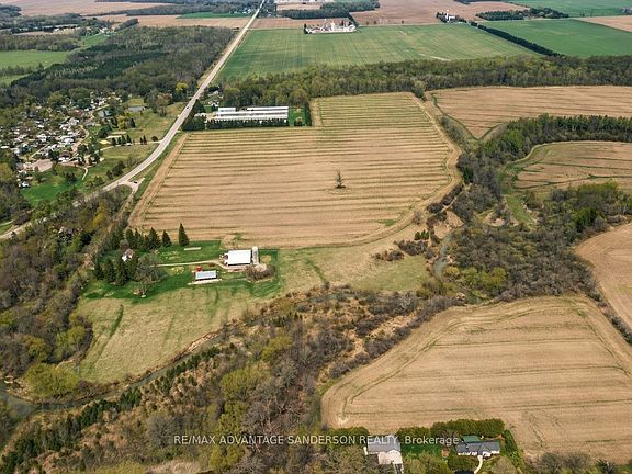 5th image of 11247 Maple Rd