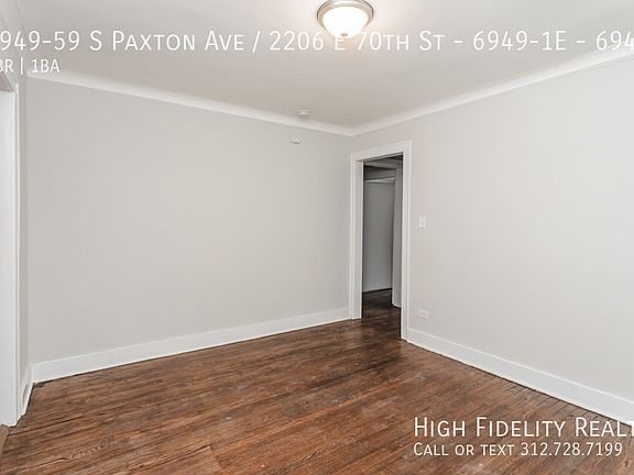 4th image of 6949 S Paxton Ave #1E
