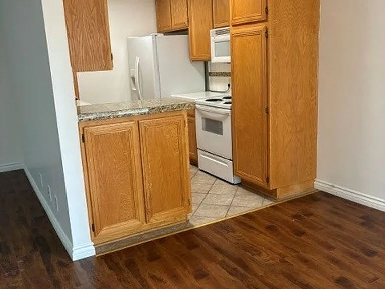 8735 Delgany Ave — Photo 33