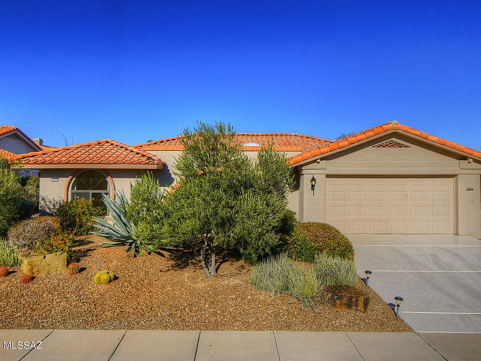 1st image of 1003 E Seven Palms Dr