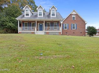 1008 Barkley Ct, Jacksonville, NC 28546