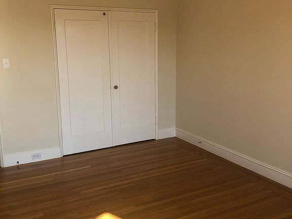 5th image of 3755 Fillmore St #11
