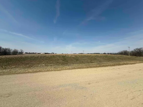 5482 N Timber Ridge Rd Lot 32, Lena, IL 61048