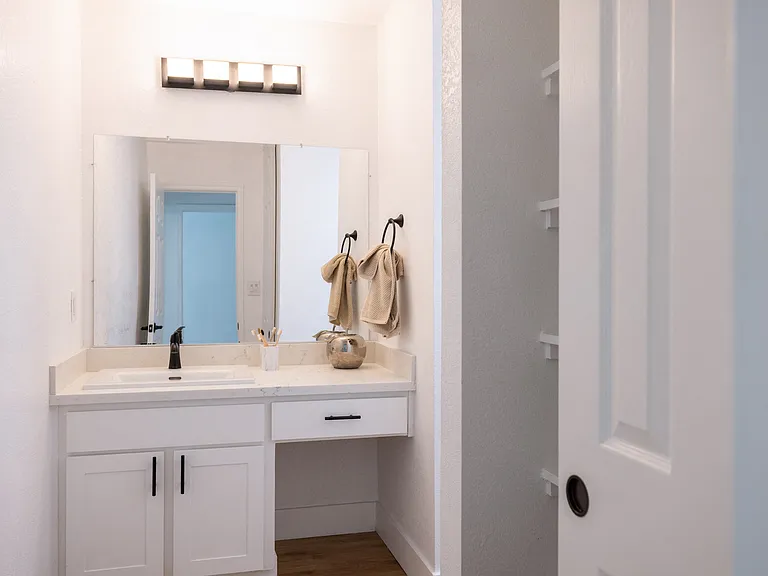 Summerwood Apartments — Photo 11