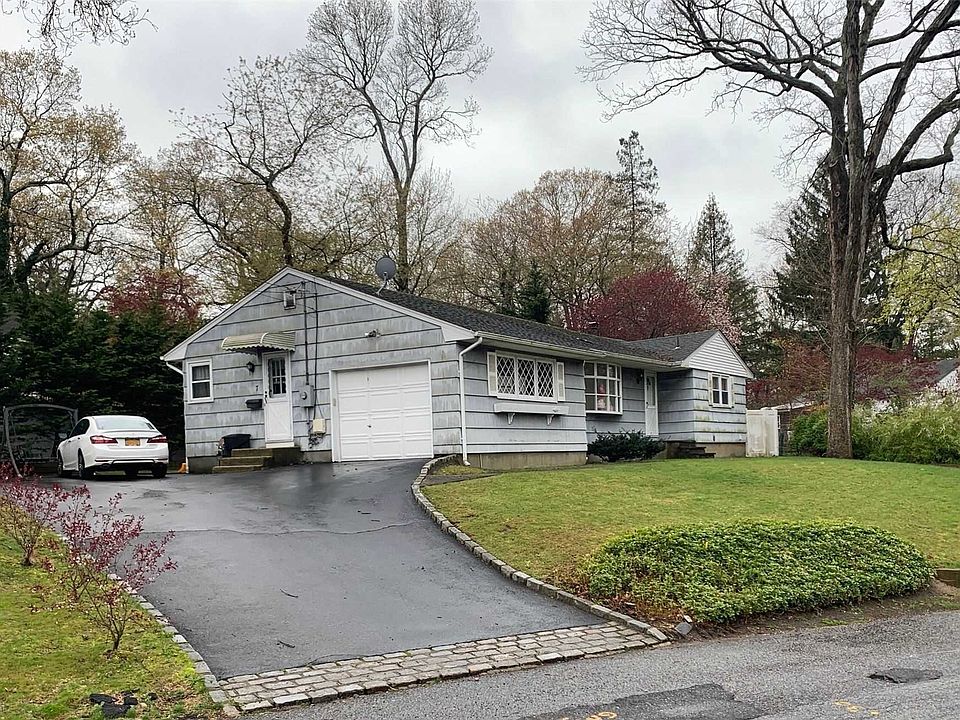 2nd image of 7 Maple Rd